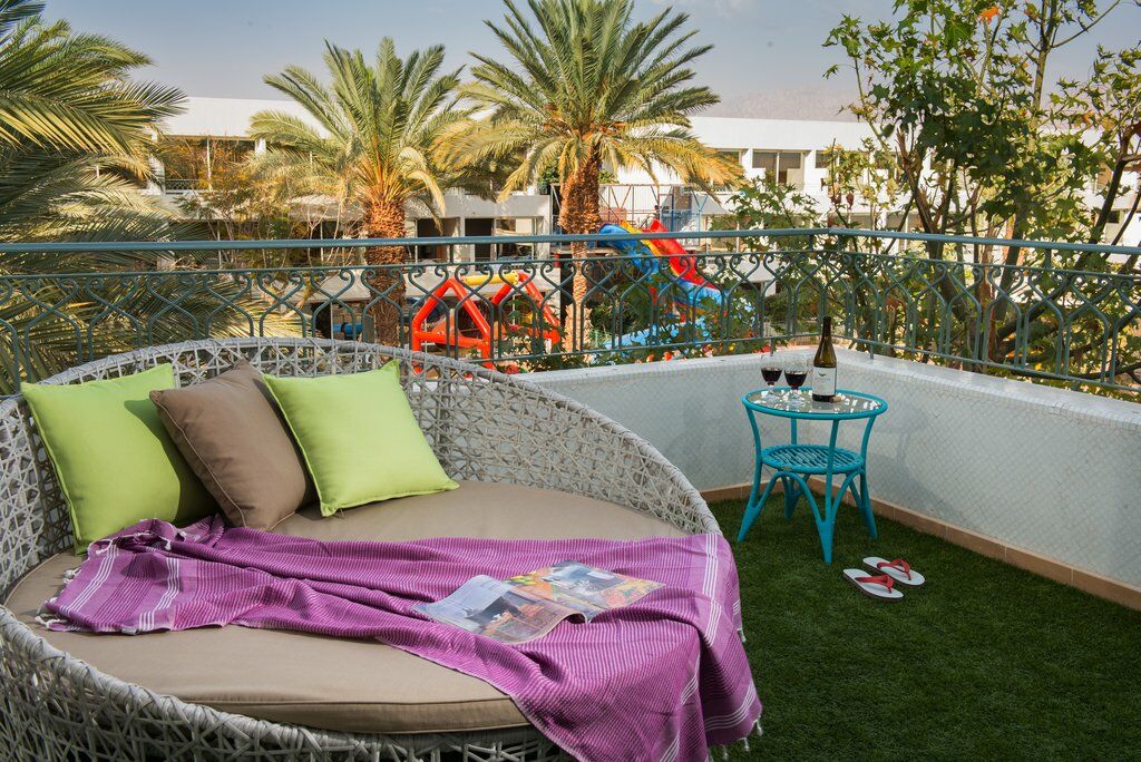 Leonardo Club 4*